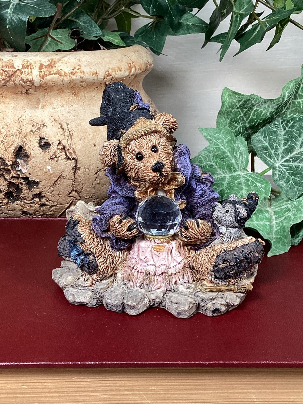 1995 Boyds Bears Figurine Style #2261 Wilson Wonderful Wizard of Wuz, Halloween